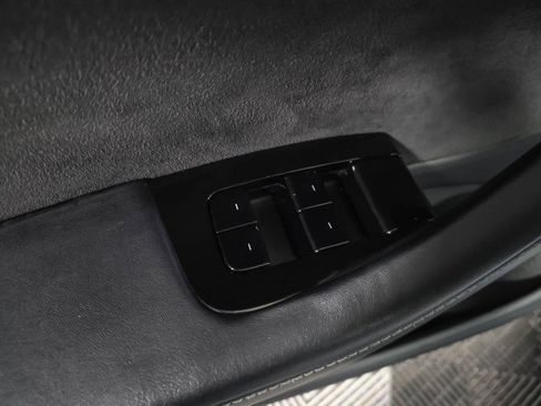 Used 2018 Tesla Model 3 Long Range image 29