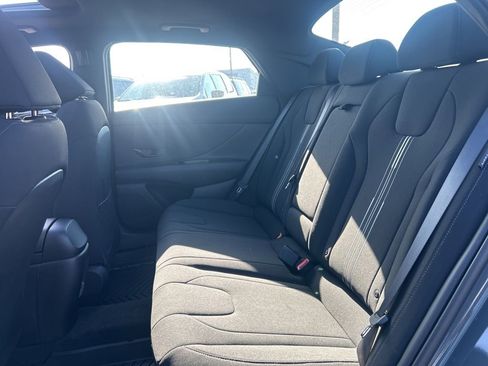 New 2026 Hyundai Elantra SEL Sport Premium FWD image 28