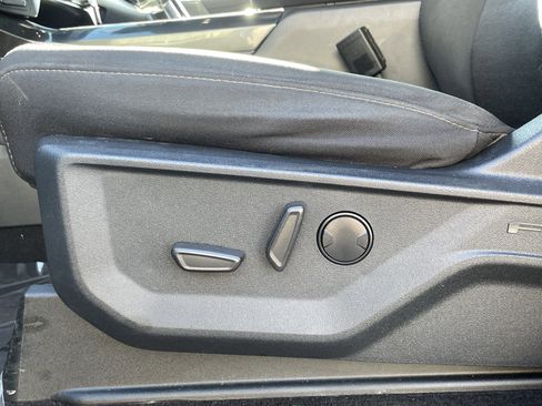 Certified 2022 Ford F150 XLT w/ Equipment Group 302A High image 15