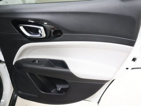 New 2026 Jeep Compass Limited AWD/4WD image 17