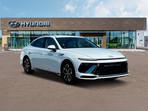 New 2025 Hyundai Sonata SEL image 11