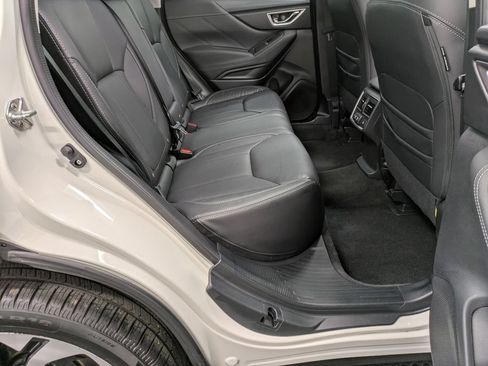 Used 2022 Subaru Forester Touring AWD/4WD image 27
