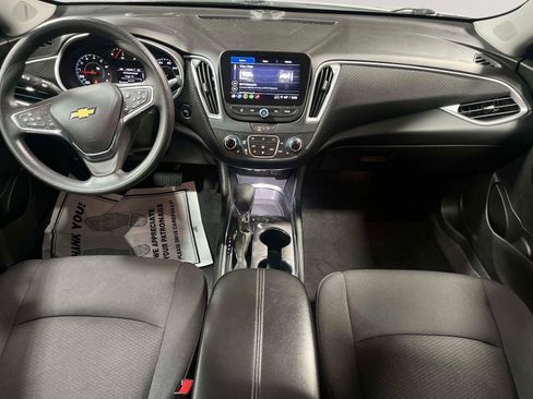 Used 2024 Chevrolet Malibu LT FWD image 16