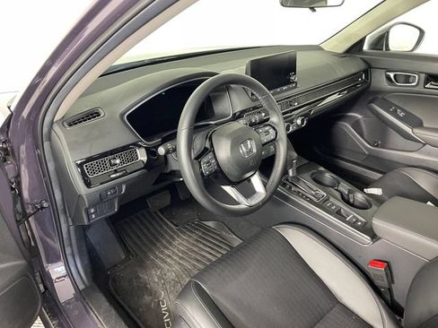 Used 2024 Honda Civic EX-L image 3