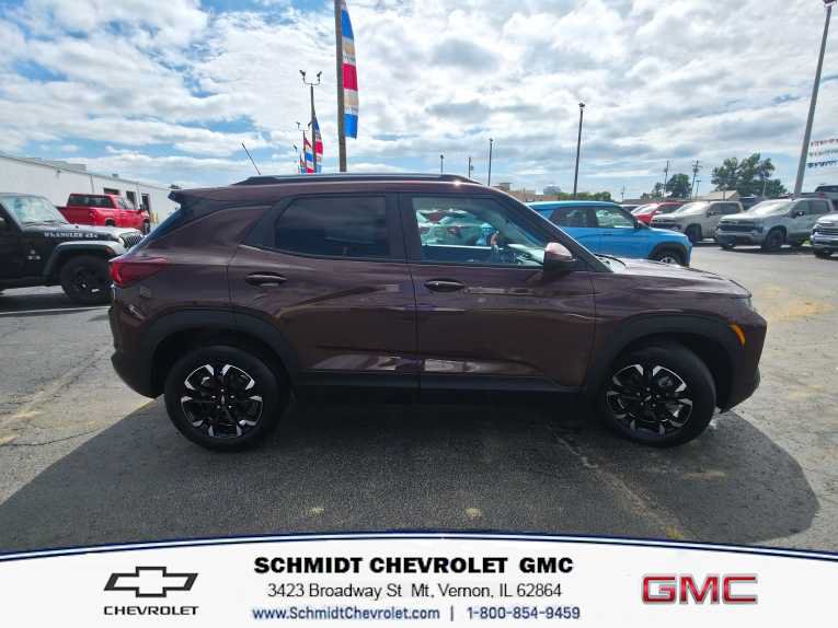 Used 2023 Chevrolet TrailBlazer LT FWD image 4