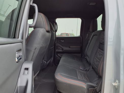 Used 2024 Nissan Frontier PRO-4X w/ Technology Package AWD/4WD image 21