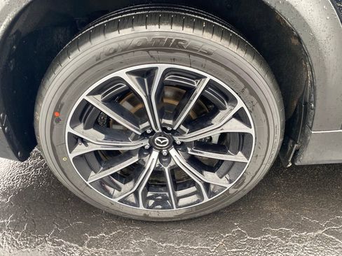 Certified 2025 MAZDA CX-70 Plug-In Hybrid w/ Premium Plus image 32