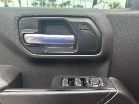 Used 2025 Chevrolet Silverado 1500 Custom Trail Boss AWD/4WD image 23