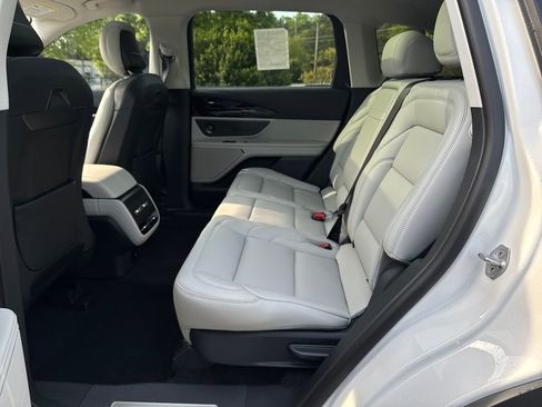 New 2026 Lincoln Nautilus Premier w/ Equipment Group 102A image 28