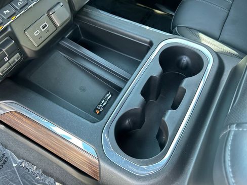 Used 2022 Chevrolet Silverado 3500 High Country w/ LPO, Hitch Package image 16