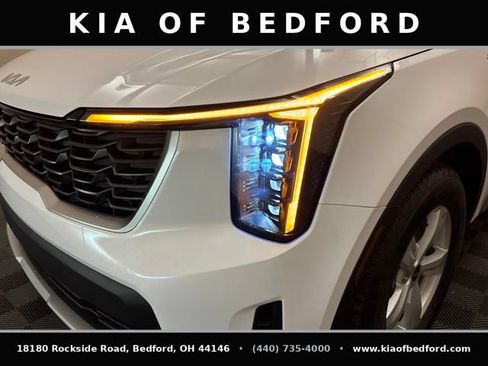 Used 2026 Kia Sorento LX FWD image 11