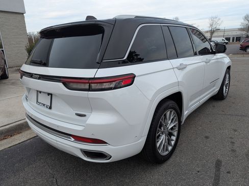 Used 2022 Jeep Grand Cherokee Summit w/ Adv Protech Group IV image 8