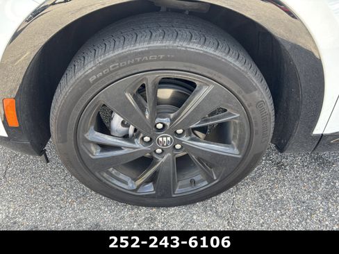 Used 2025 Buick Envision Sport Touring AWD/4WD image 4
