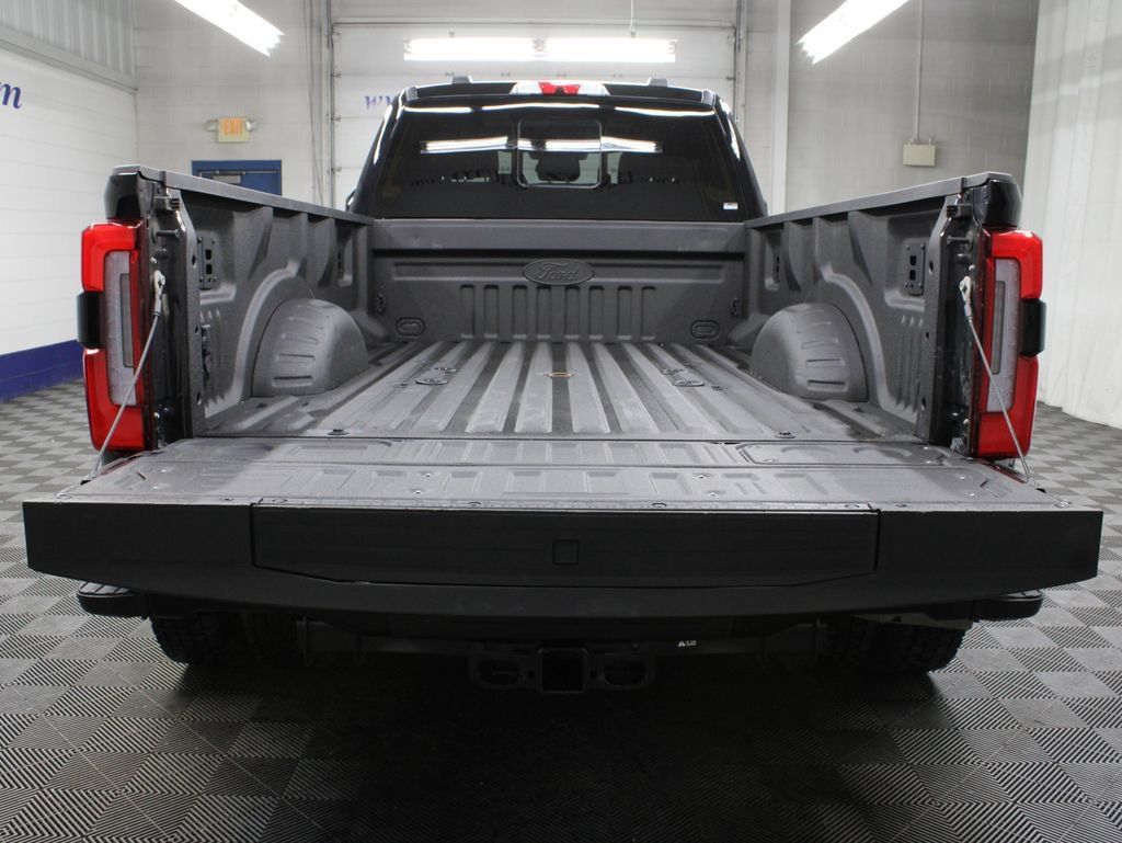 Used 2026 Ford F450 Platinum AWD/4WD image 51