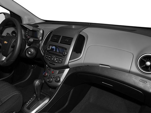 Used 2014 Chevrolet Sonic LT w/ LT Spring Promotional Package FWD image 19