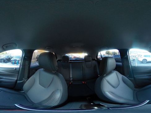 Used 2025 Buick Encore GX Preferred image 36