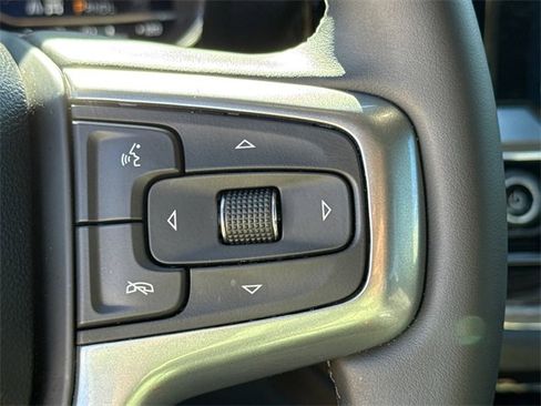 Used 2024 Chevrolet Silverado 2500 LT image 28