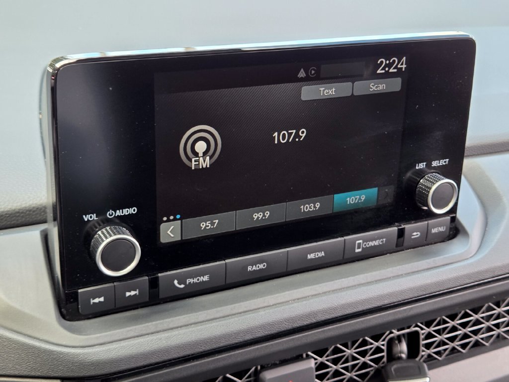 Used 2025 Honda Accord SE image 24