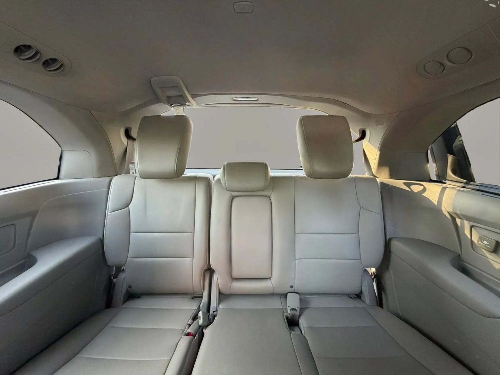 Used 2016 Honda Odyssey Touring image 22