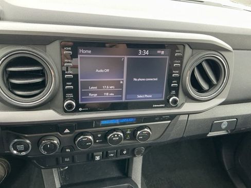 Used 2023 Toyota Tacoma TRD Sport image 16