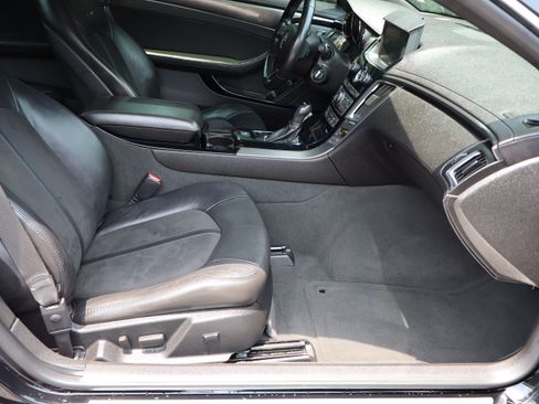 Used 2011 Cadillac CTS V RWD image 55