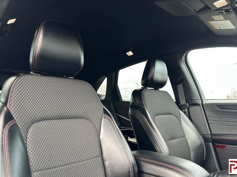 Used 2024 Ford Escape ST-Line w/ Tech Pack #1 image 20