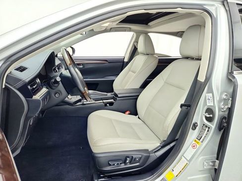 Used 2014 Lexus ES 350 w/ Luxury Package image 17