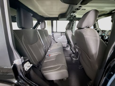 Used 2016 Jeep Wrangler Unlimited Sahara w/ Dual Top Group image 25