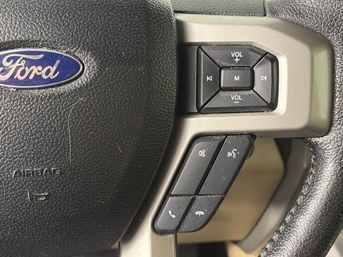 Used 2016 Ford F150 Lariat w/ Equipment Group 501A Mid AWD/4WD image 18