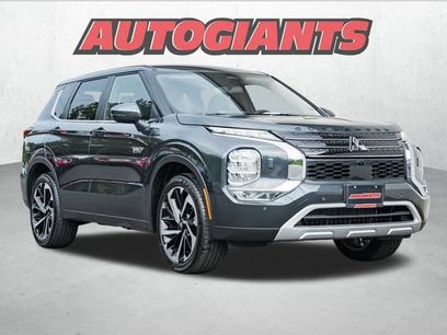New 2025 Mitsubishi Outlander SE