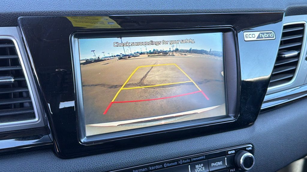 Used 2017 Kia Niro Touring w/ Advanced Technology Package FWD image 16