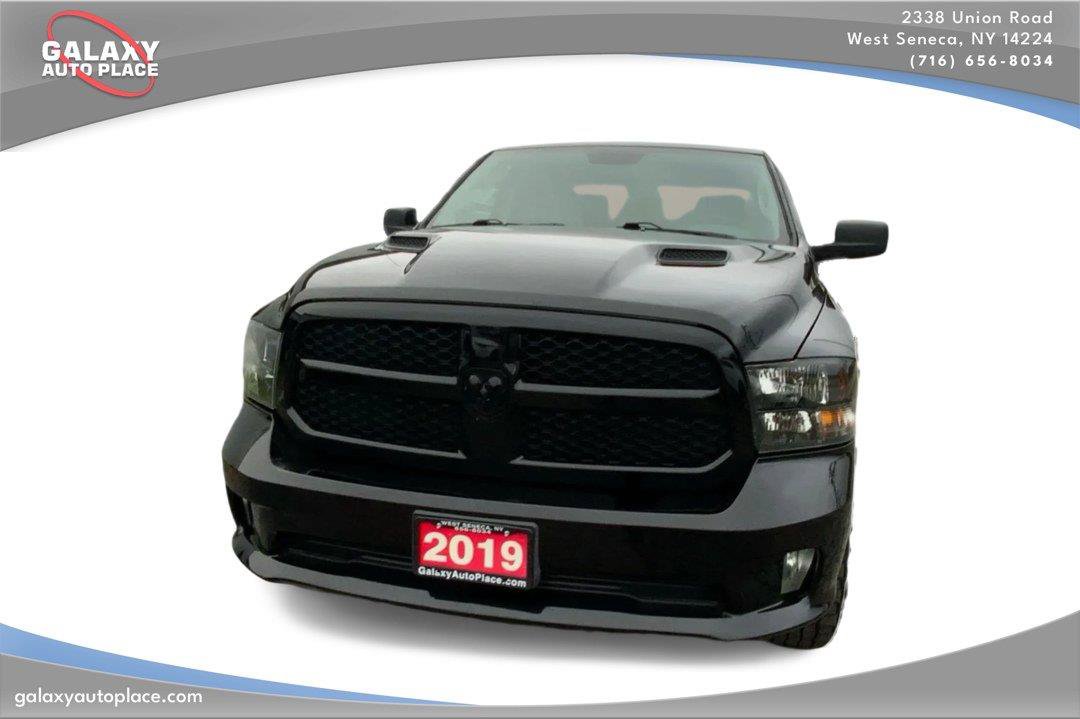 Used 2019 RAM 1500 Express w/ Wheel & Sound Group AWD/4WD image 2