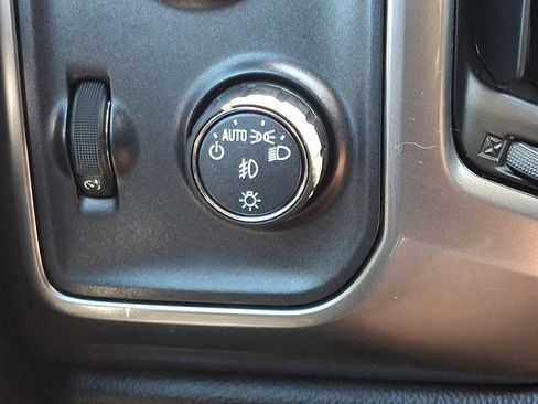 Used 2018 Chevrolet Silverado 1500 LT w/ All Star Edition image 25