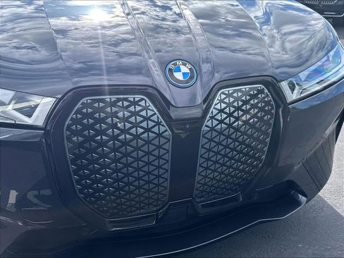 Used 2024 BMW iX xDrive50 w/ Sport Package AWD/4WD image 32