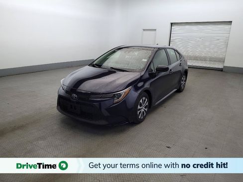 Used 2021 Toyota Corolla LE FWD image 1