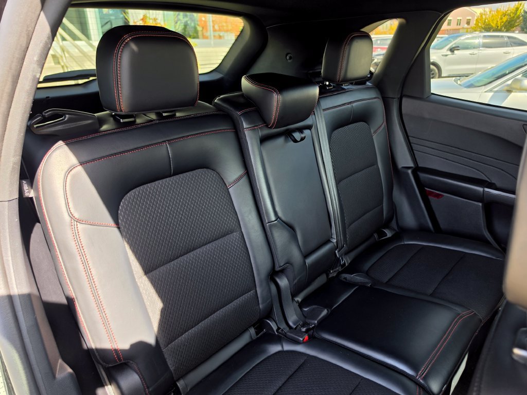 Used 2025 Ford Escape ST-Line AWD/4WD image 13