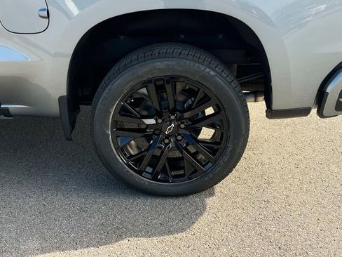 New 2026 Chevrolet Silverado 1500 RST w/ Z71 Off-Road Package AWD/4WD image 17
