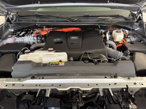 Used 2024 Toyota Tundra Limited image 32