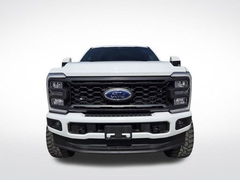 Used 2023 Ford F250 Lariat w/ Sport Appearance Package AWD/4WD image 3