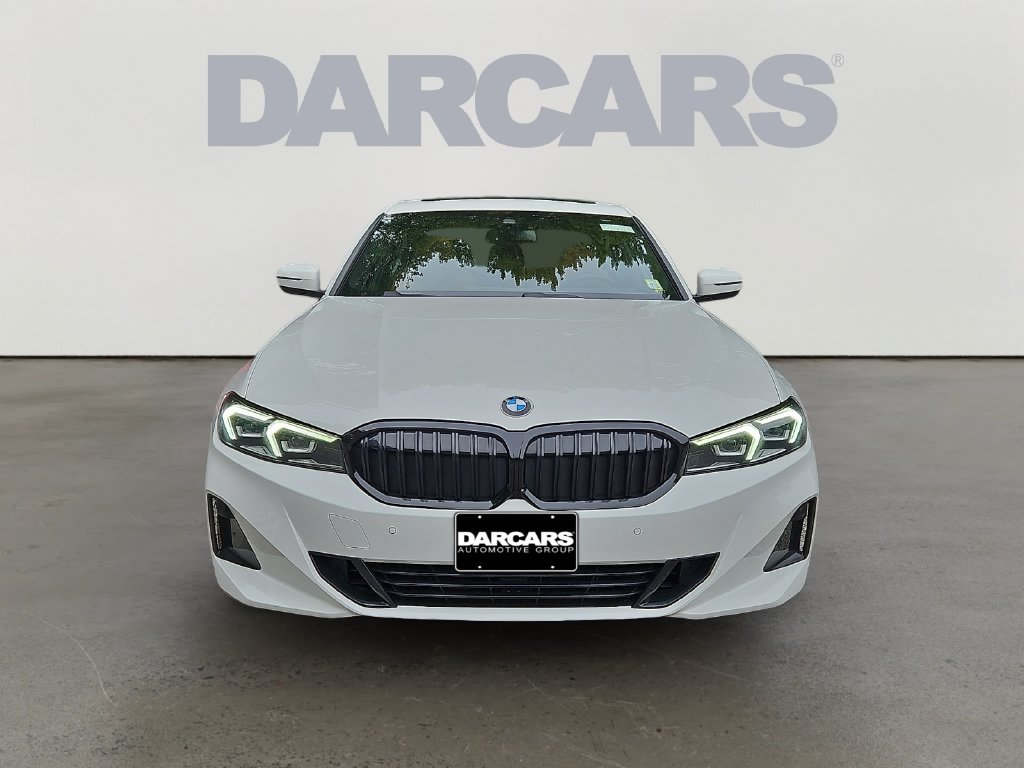 Used 2023 BMW 330i xDrive Sedan w/ Driving Assistance Package AWD/4WD image 2