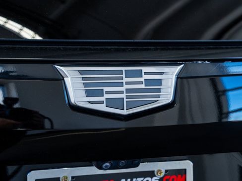 Used 2022 Cadillac Escalade Premium Luxury image 26