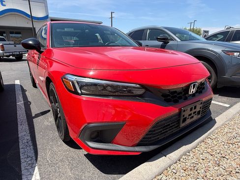 Used 2024 Honda Civic Sport image 5