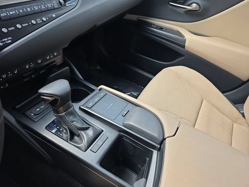Used 2019 Lexus ES 350 w/ Accessory Package 2 FWD image 25