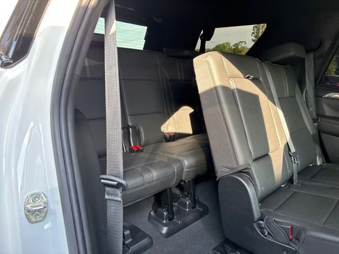Used 2021 Chevrolet Tahoe RST AWD/4WD image 43
