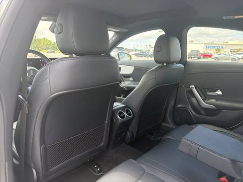 Used 2025 Mercedes-Benz CLA 250 image 12
