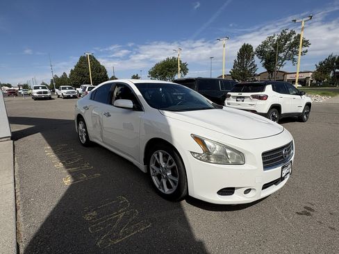 Used 2011 Nissan Maxima 3.5 S FWD image 3