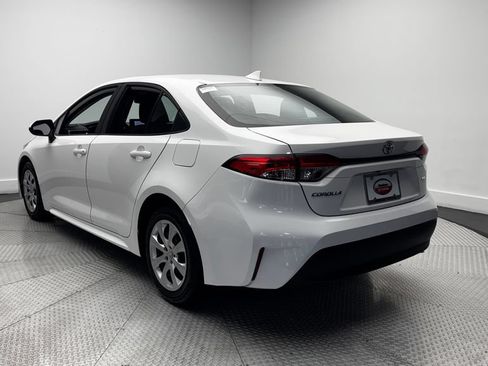 Used 2024 Toyota Corolla LE FWD image 29