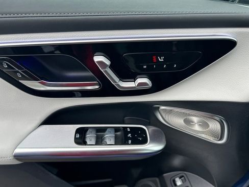 New 2026 Mercedes-Benz GLC 350e 4MATIC image 11