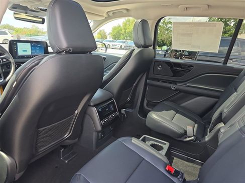 New 2025 Lincoln Aviator 2WD w/ Equipment Group 101A image 13