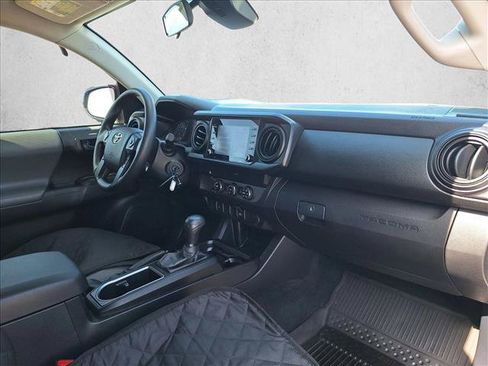 Used 2020 Toyota Tacoma SR RWD image 15